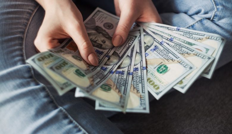 دليل شامل للربح من الإنترنت عبر التسويق بالعمولة