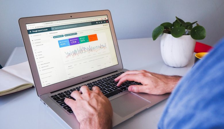 أفضل استراتيجيات تحسين محركات البحث (SEO) في 2025