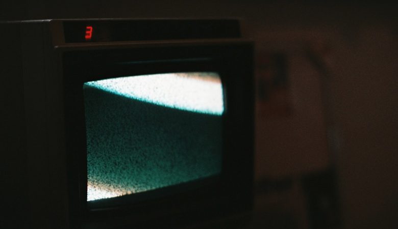 لمحة أولى عن خدمة Airtel IPTV: استعراض جهاز XstreamTV 4K وتجربة أولية لمستخدم حقيقي